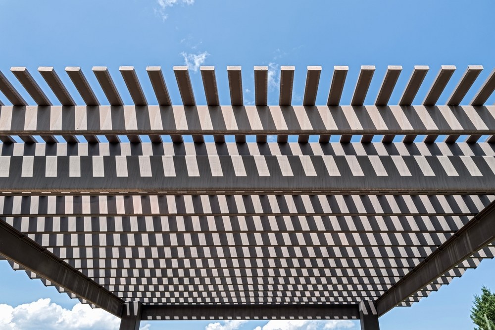 How Pergola Installation Improves Comfort and Shade in Your Backyard