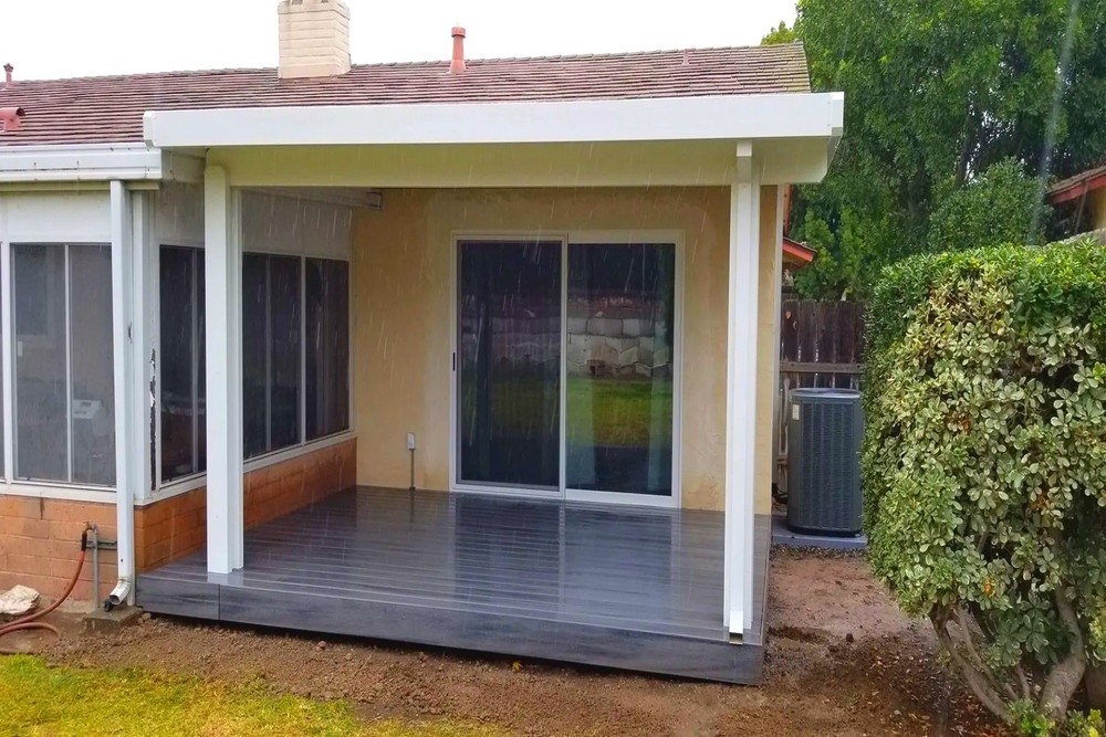Custom Patio Covers for Year-Round Outdoor Living Comfort